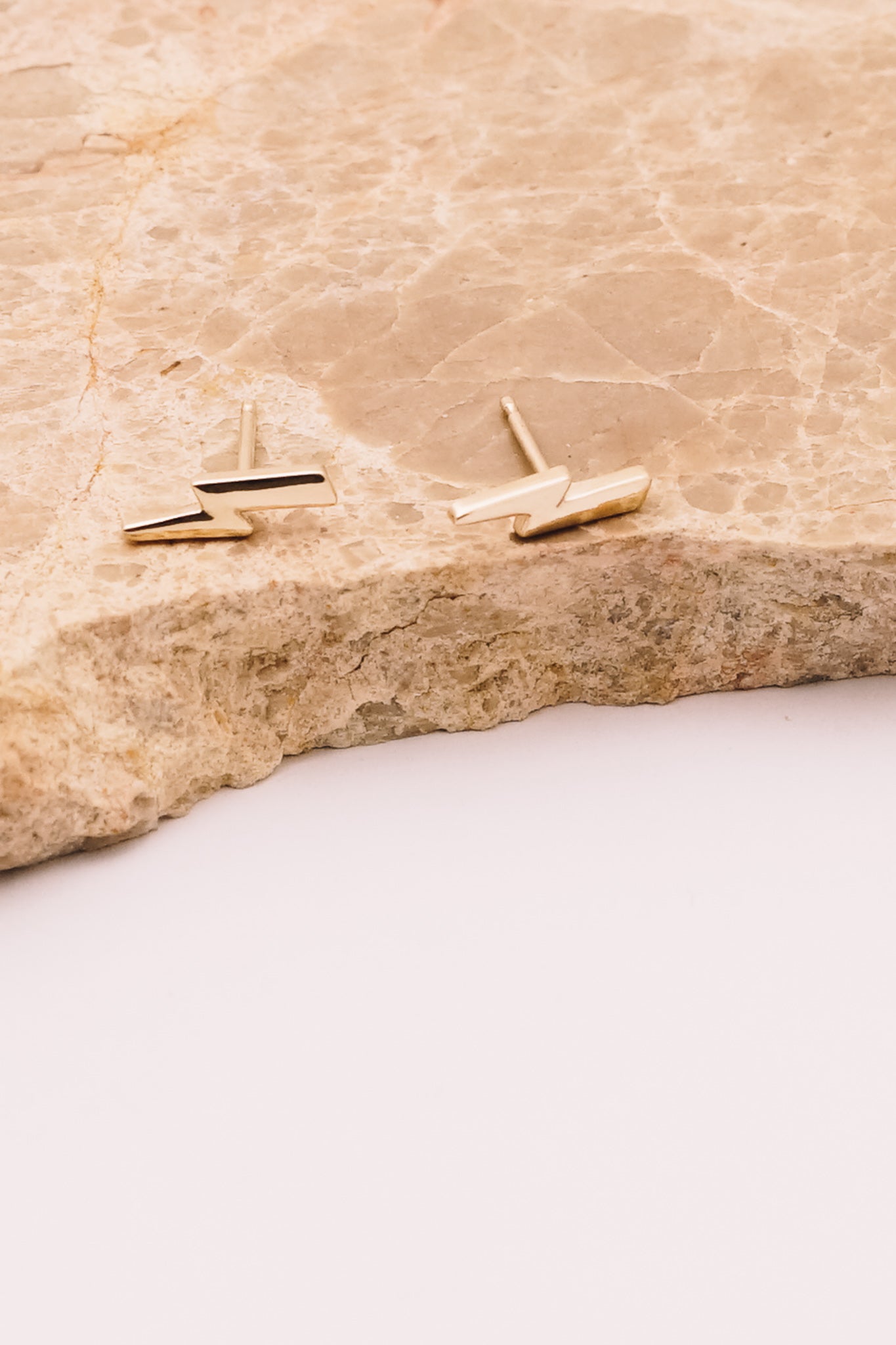 14k gold lightening bolt studs