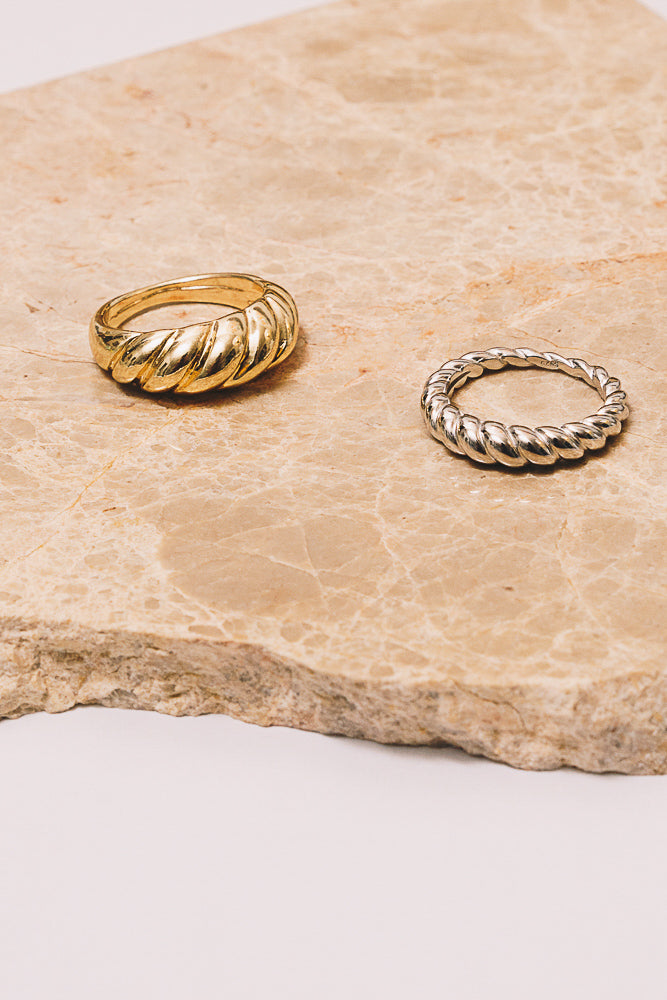 gold and silver rope rings