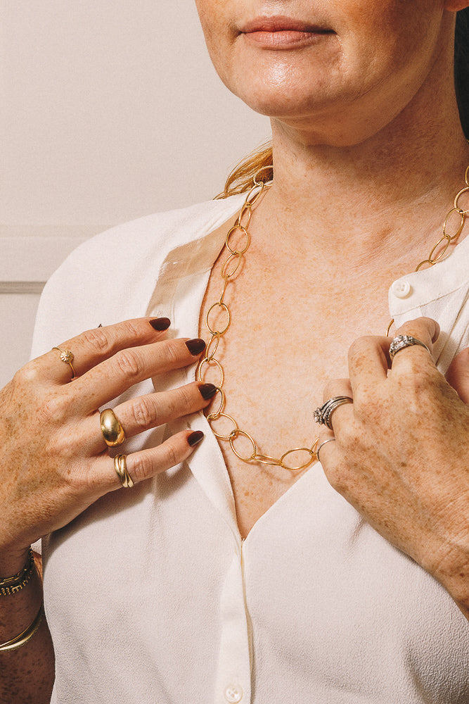 goldfill rope chain necklace on model