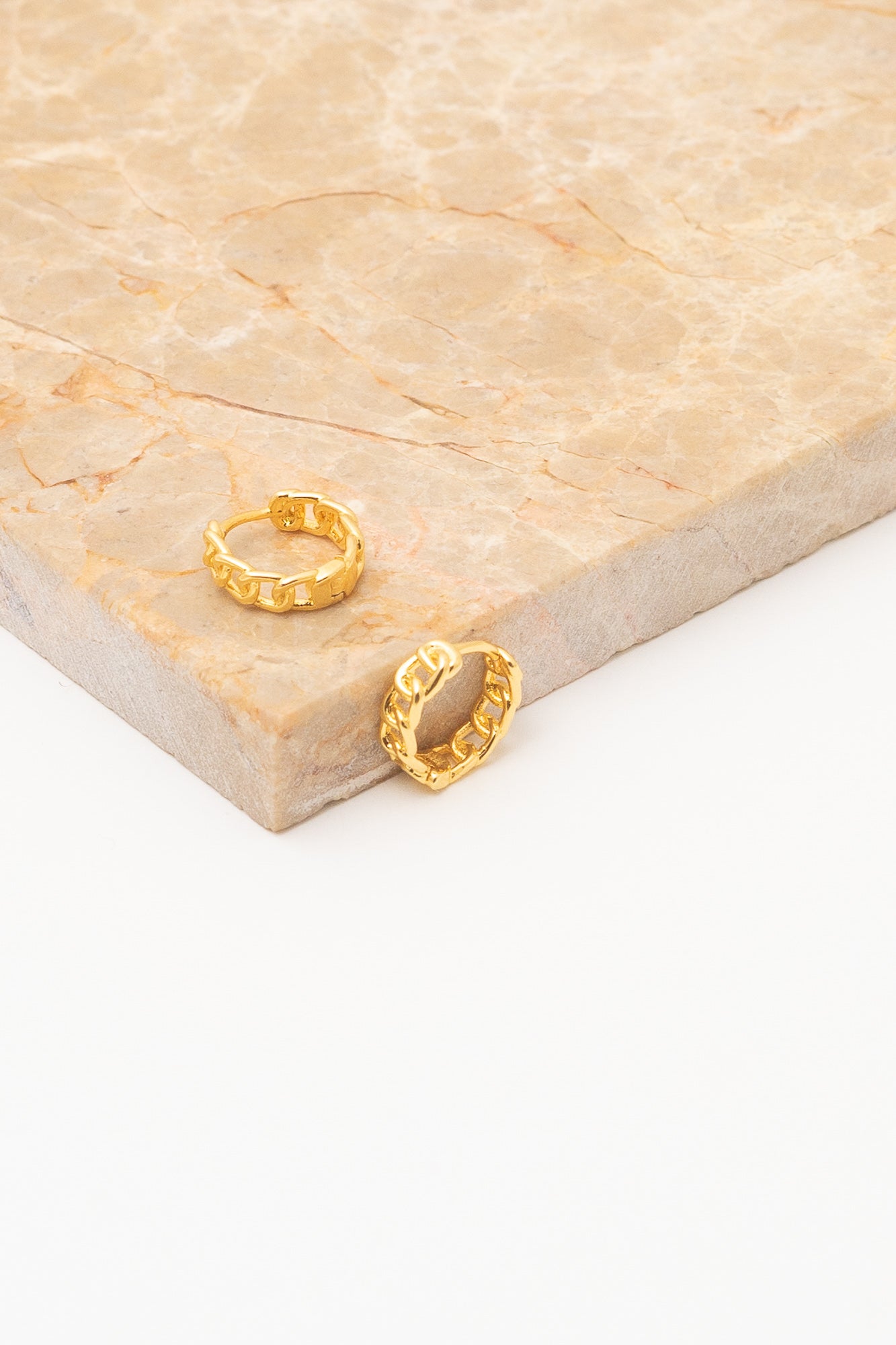 gold chain link huggie hoops