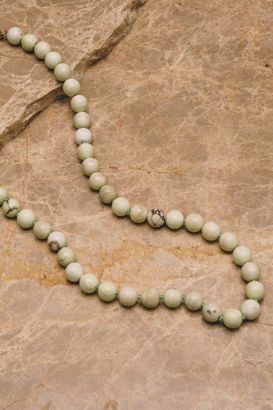 lemon chrysoprase beaded necklace