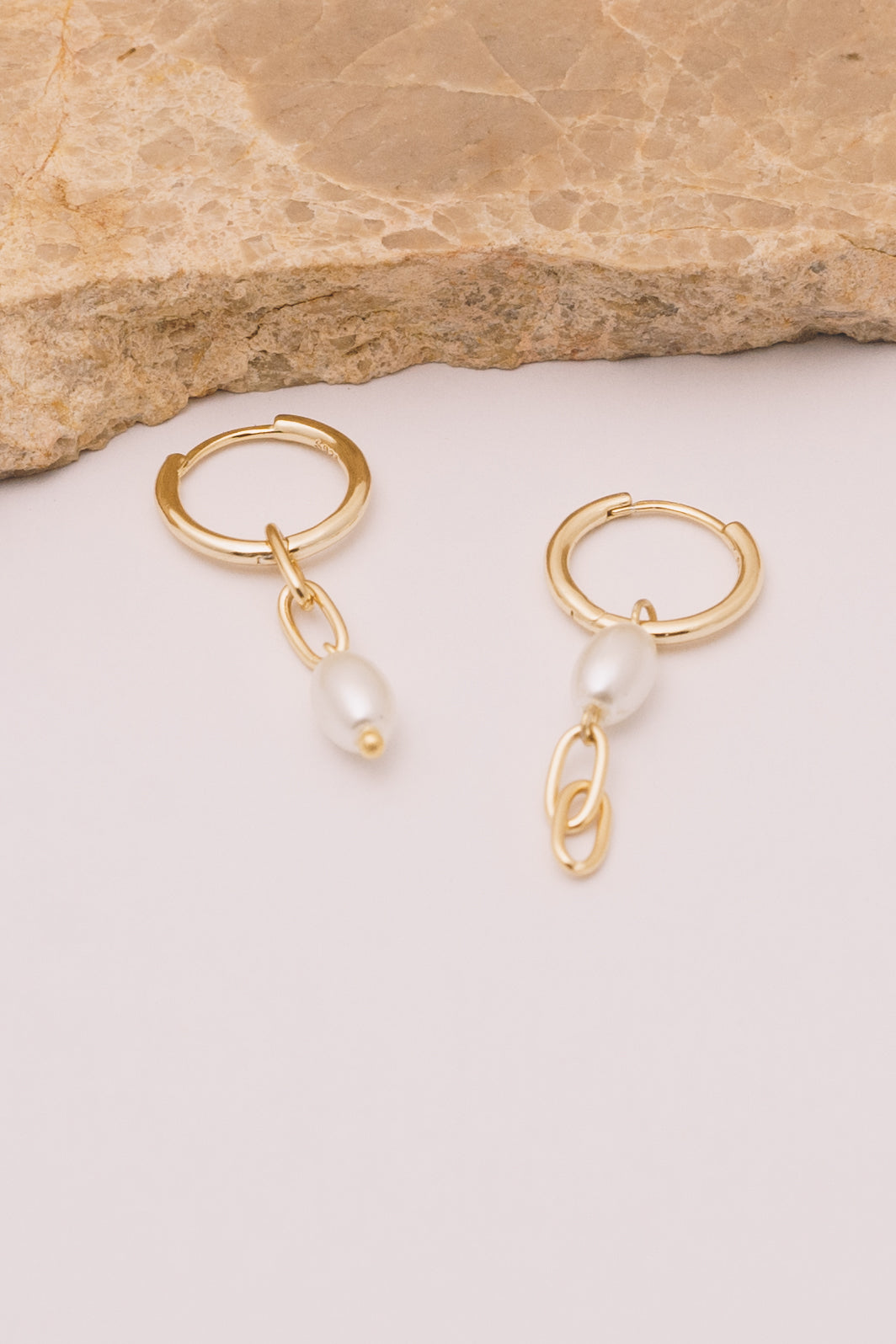 Loni Pearl Hoop Earrings | .925 Vermeil