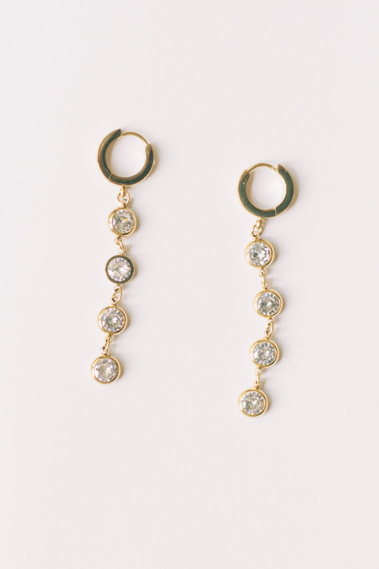 Pietra Dangle Earrings | Crystal