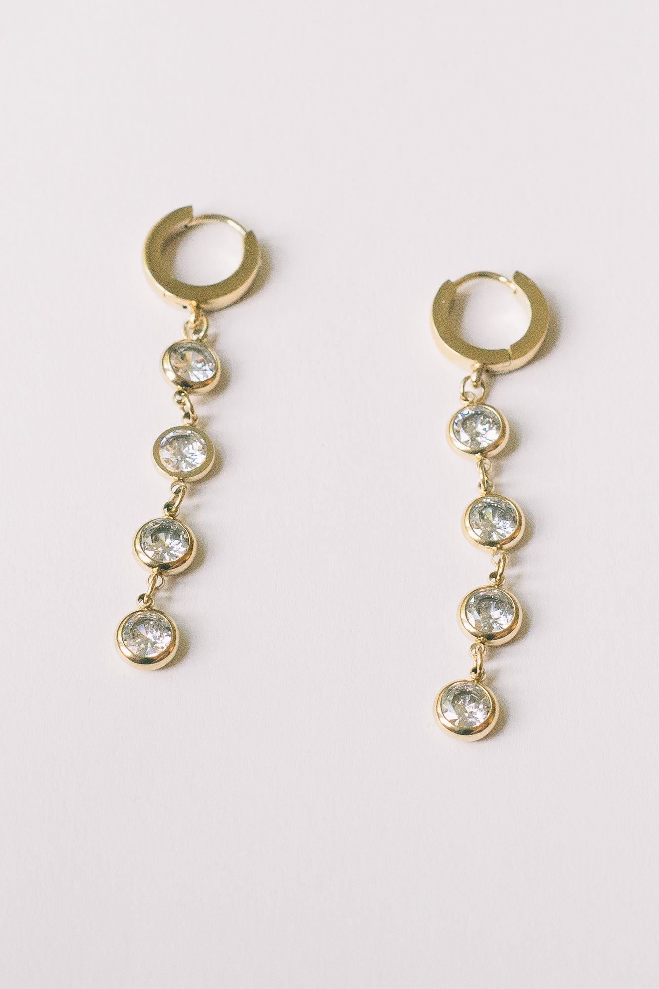 Pietra Dangle Earrings | Crystal