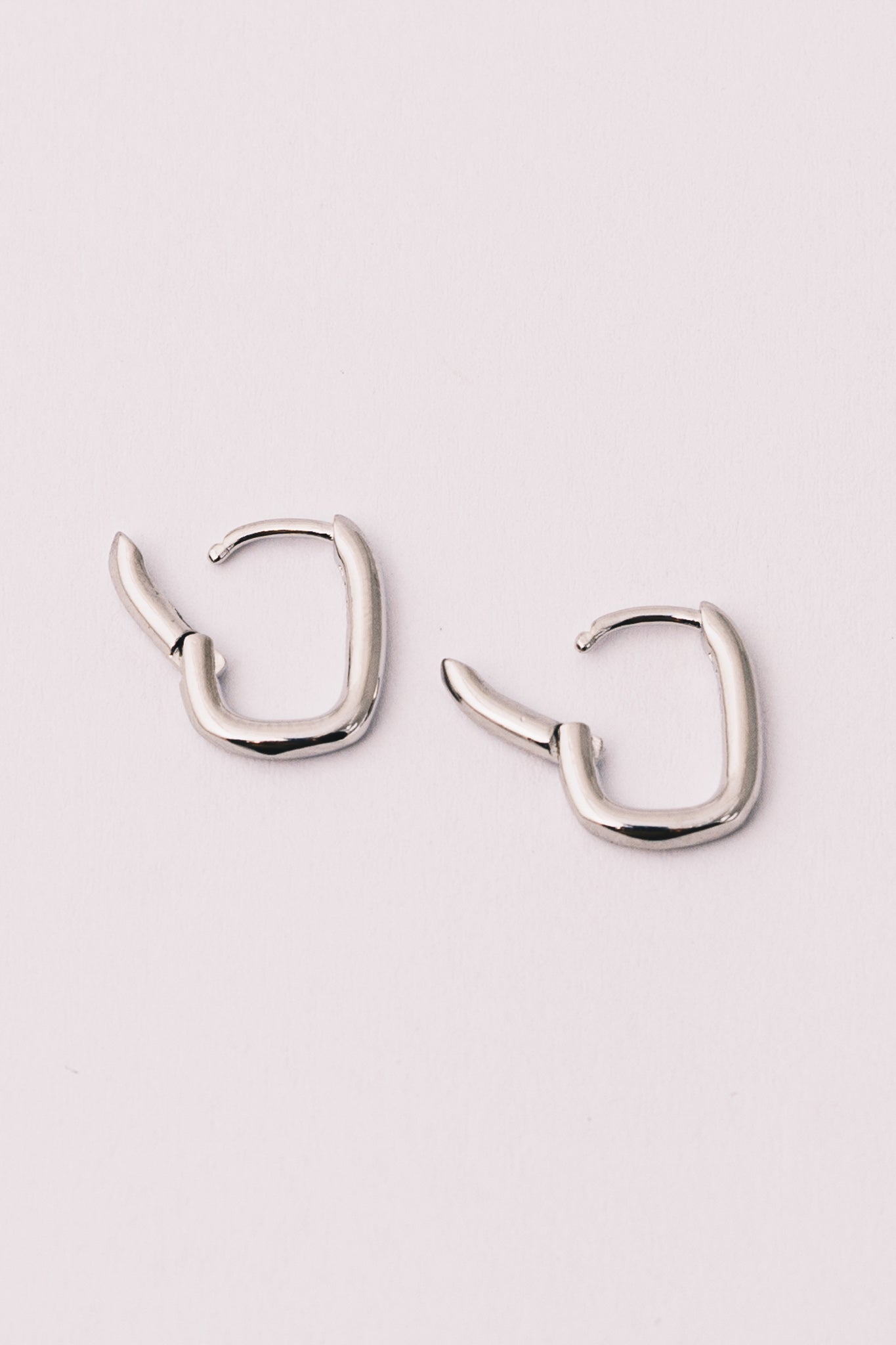 silver huggie hoop earrings open hinge