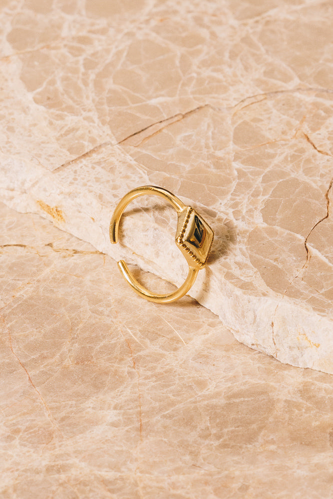 gold diamond shaped adjustable ring