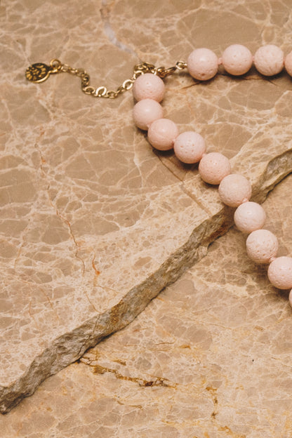 sponge coral beaded necklace closeup with necklace extender and clasp