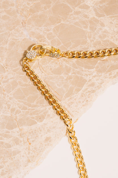 gold curb chain necklace diamanté clasp closeup