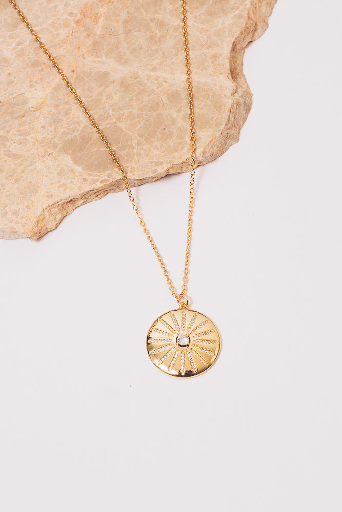 gold medallion necklace